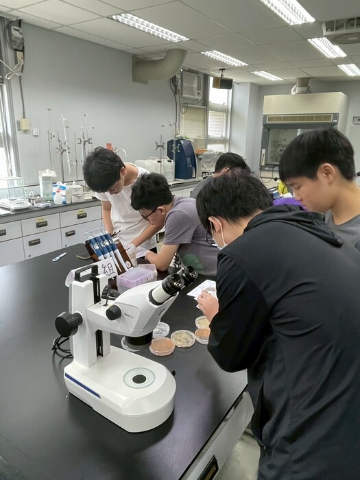 1140805協助國立宜蘭高級中學科學班辦理暑假生醫主題營隊圖片