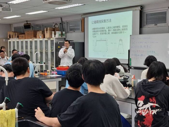 1141218歡迎新北市立海山高中來訪,進行一日大學生體驗課程!圖片